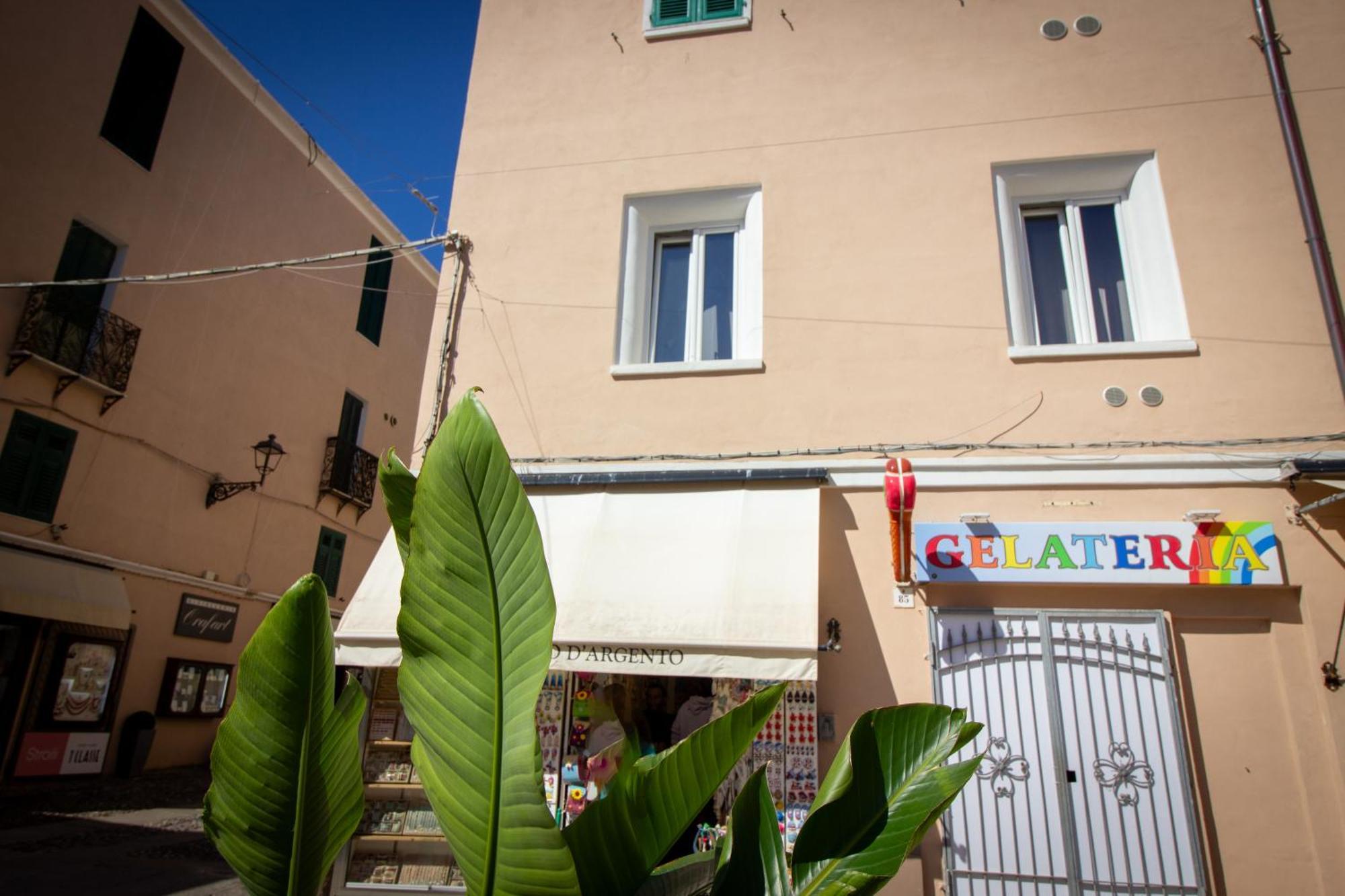Appartamento In Centro Alghero Buitenkant foto